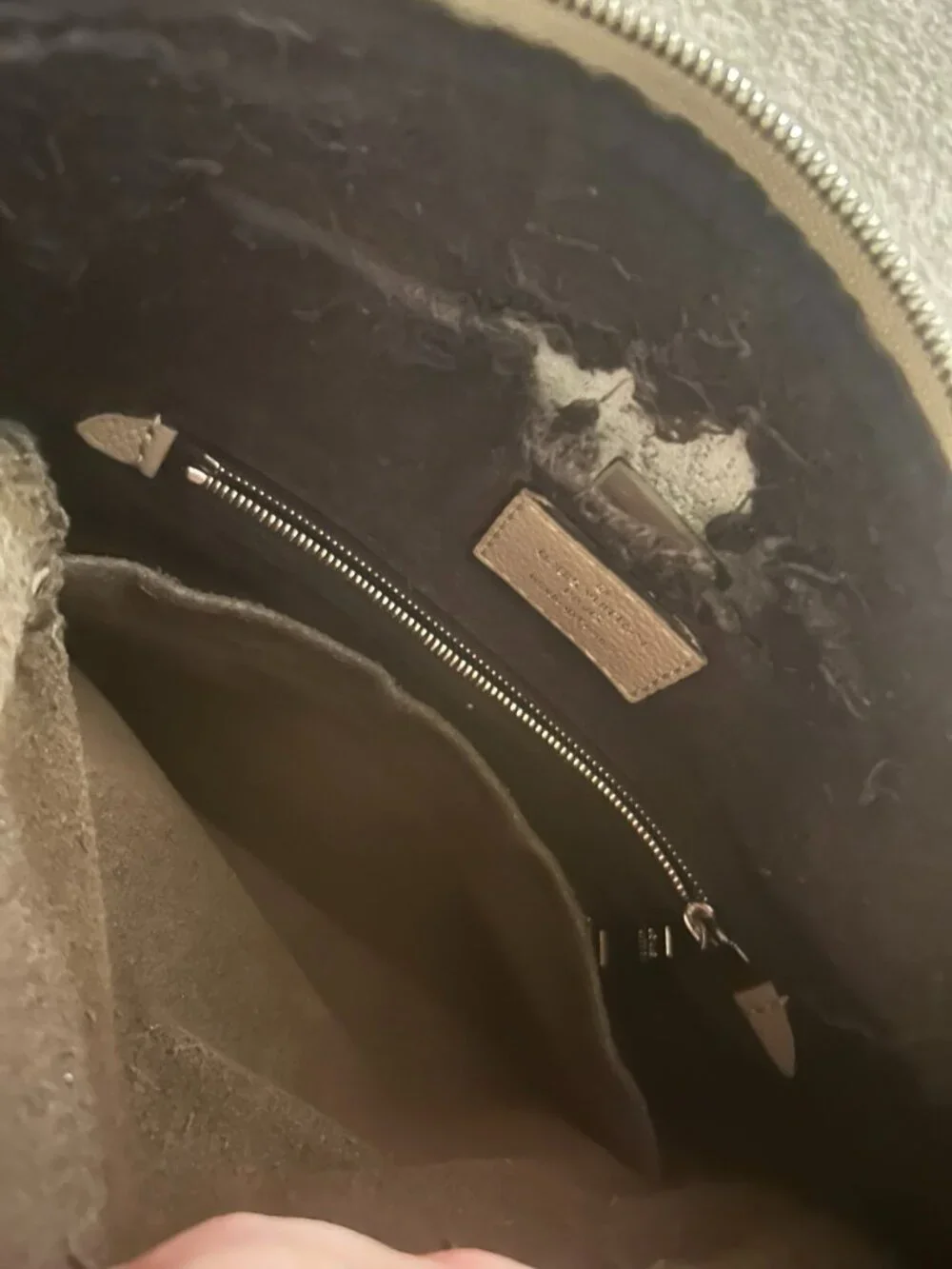 AUTHENTIC Louis Vuitton Mahina Babylone Chain BB Galet